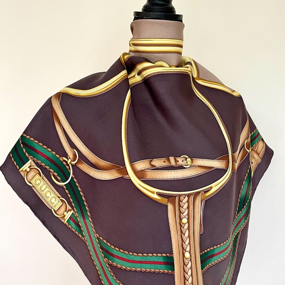 GUCCI ICONIC EQUESTRIAN HORSEBIT BROWN BEIGE GREEN SILK SCARF - Picture 3 of 9